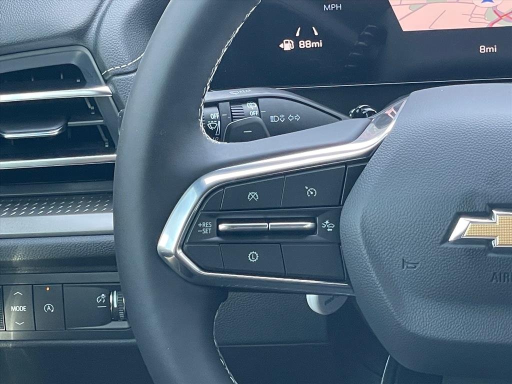 2027 Chevrolet Traverse LT - Photo 13