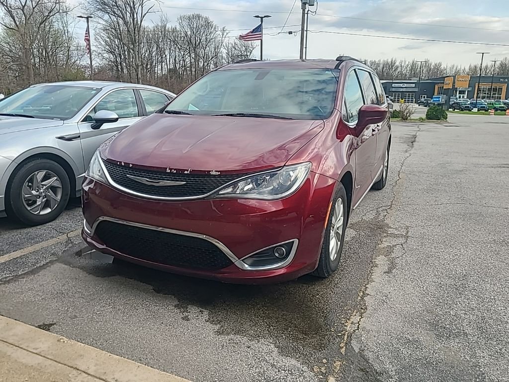 Used 2017 Chrysler Pacifica Touring-L with VIN 2C4RC1BG2HR540787 for sale in Brazil, IN