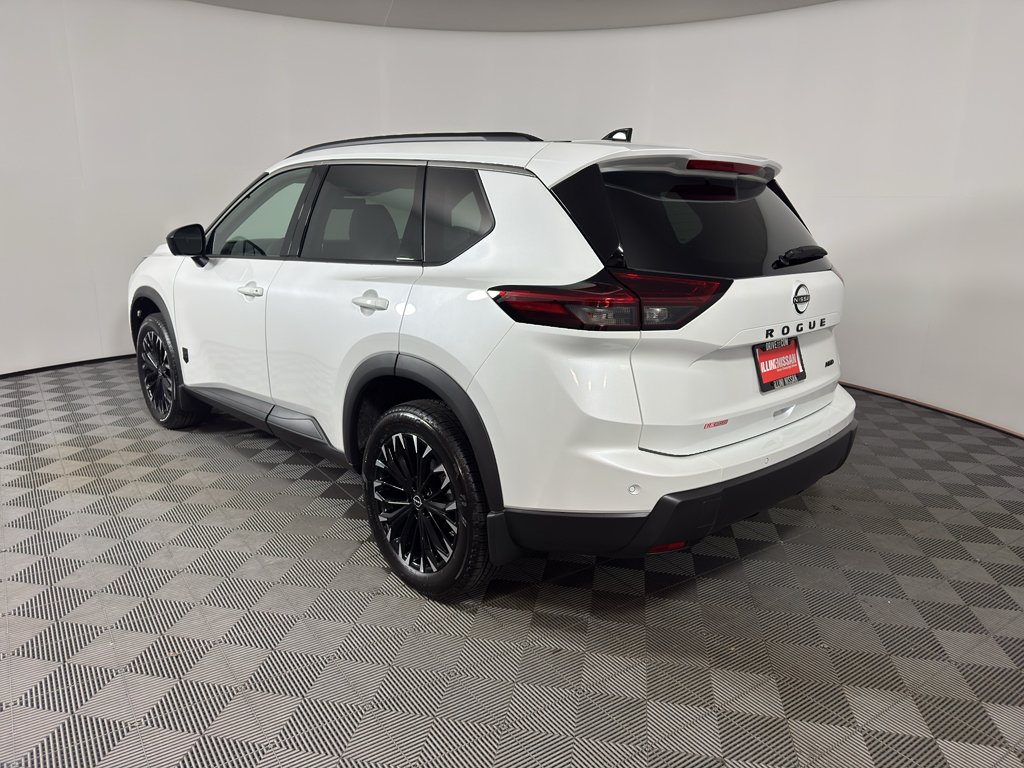 New 2026 Everest White Pearl TriCoat Nissan Dark Armor™ image 6