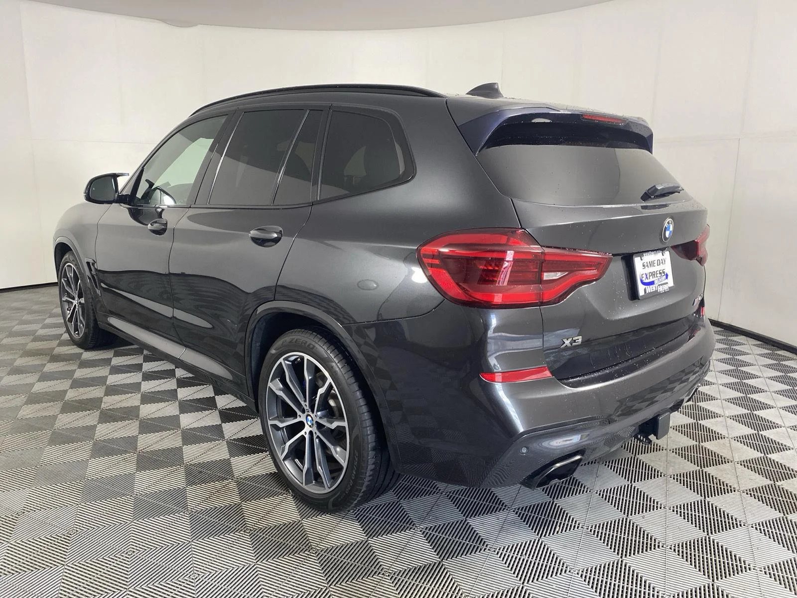 Used 2020 Dark Graphite Metallic BMW M40i image 13