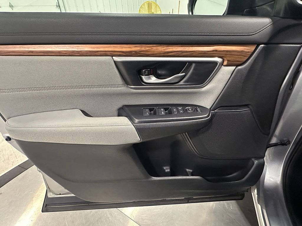 Used 2022  Honda EX image 18