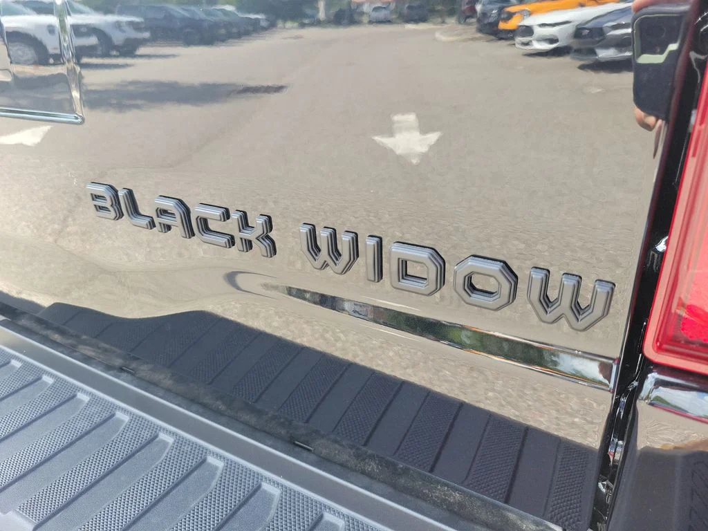 New 2026 Agate Black Metallic Ford XLT image 8