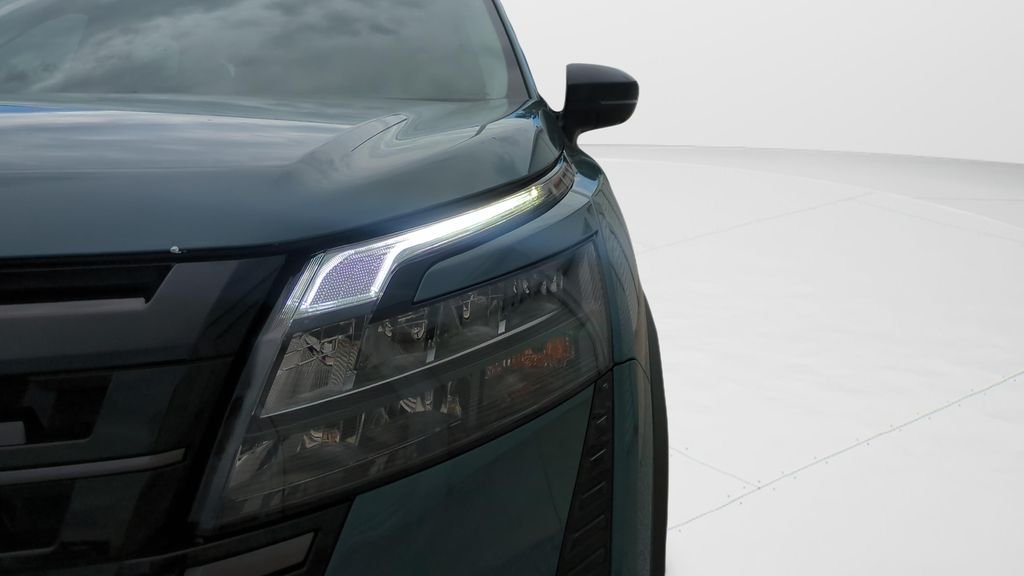 New 2026 Baltic Teal Pearl Nissan SL image 25