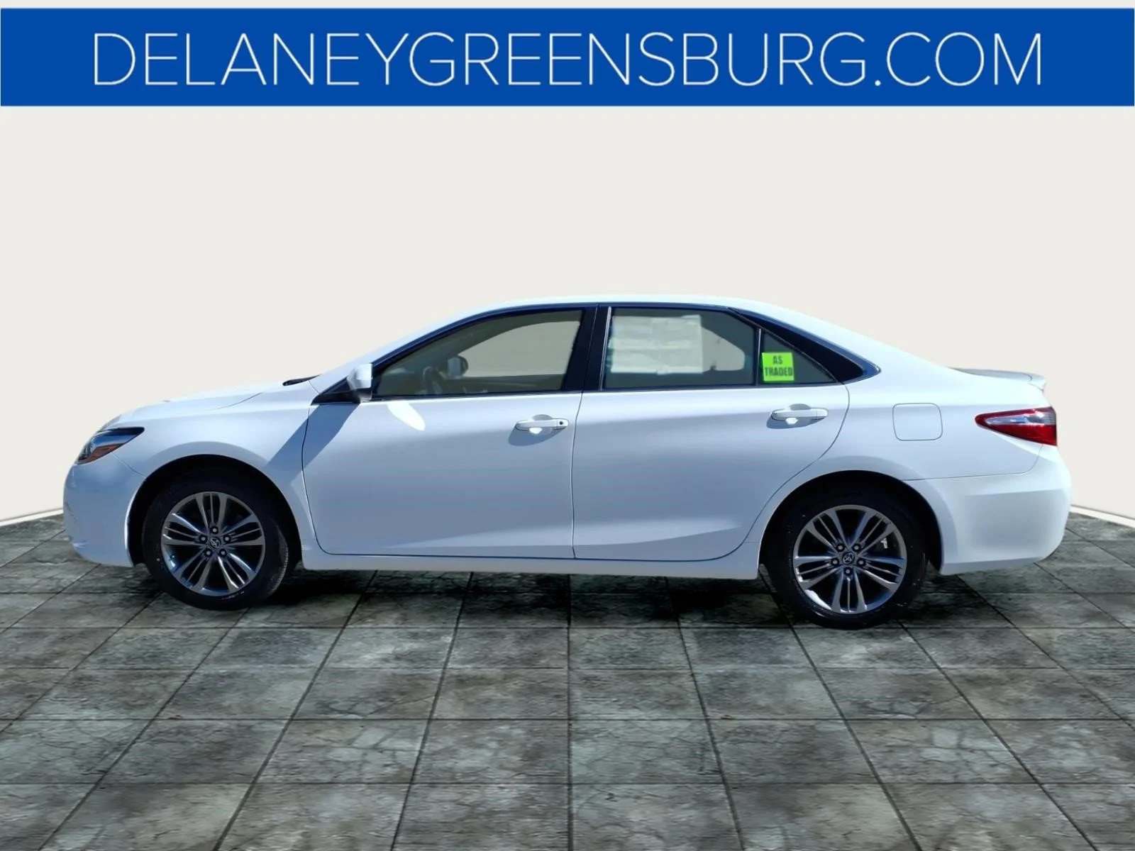 Used 2017 Super White 040 Toyota SE image 6