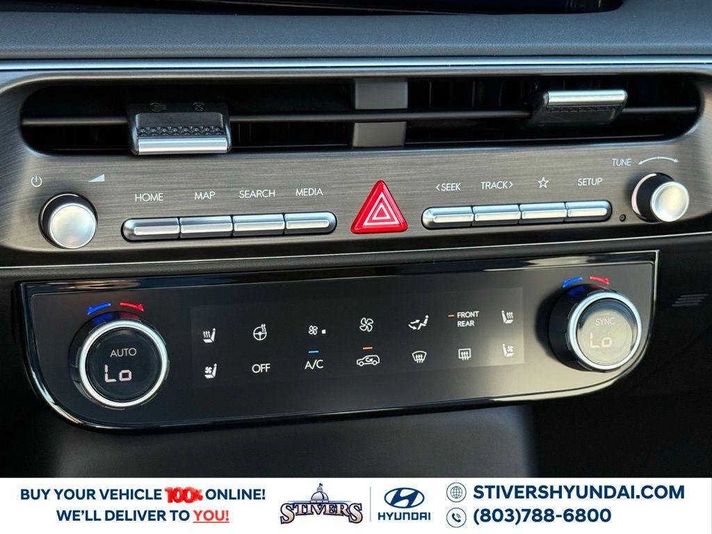 New 2026 White Hyundai Limited AWD image 32