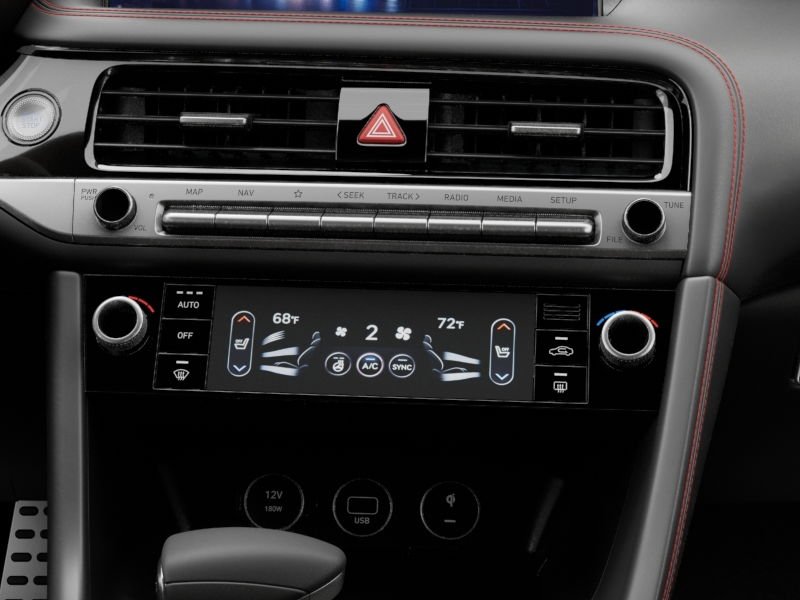 2025 GENESIS G70 Sport Advanced - Photo 31