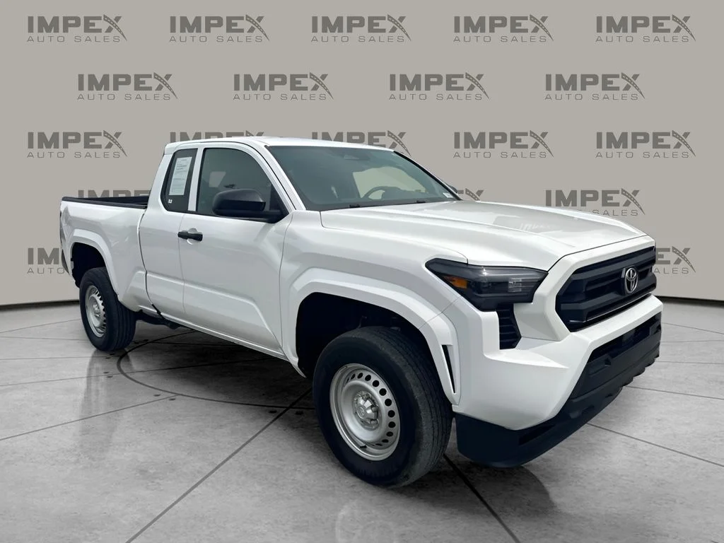 Used 2025 White Toyota SR image 4