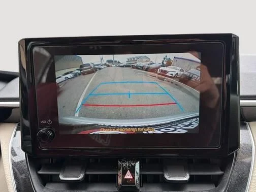 Used 2025 Silver Toyota LE image 19