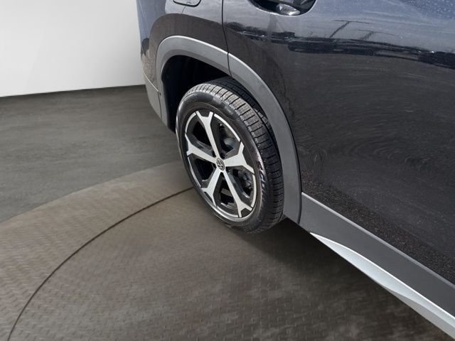 New 2026 Deep Black Volkswagen 2.0T SE image 5