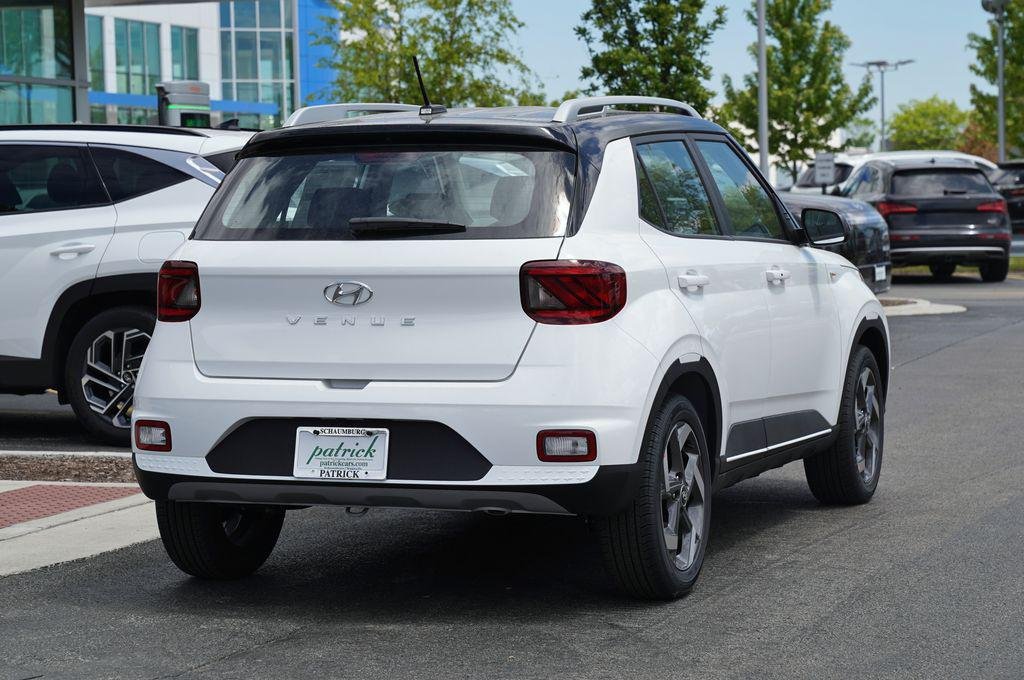 New 2026 Lunar White w/Black Roof Hyundai SEL image 4