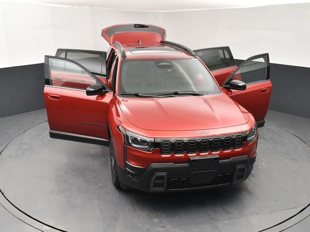 New 2026 Red Hot Pearl-Coat Exterior Paint Jeep Limited image 25
