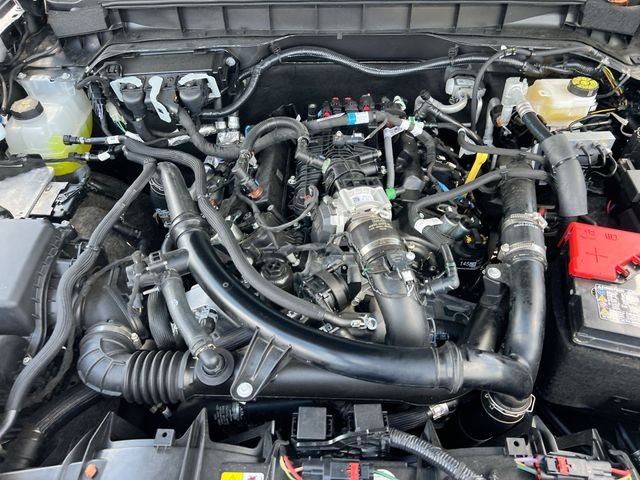 Used 2025 Gray Ford Badlands image 19