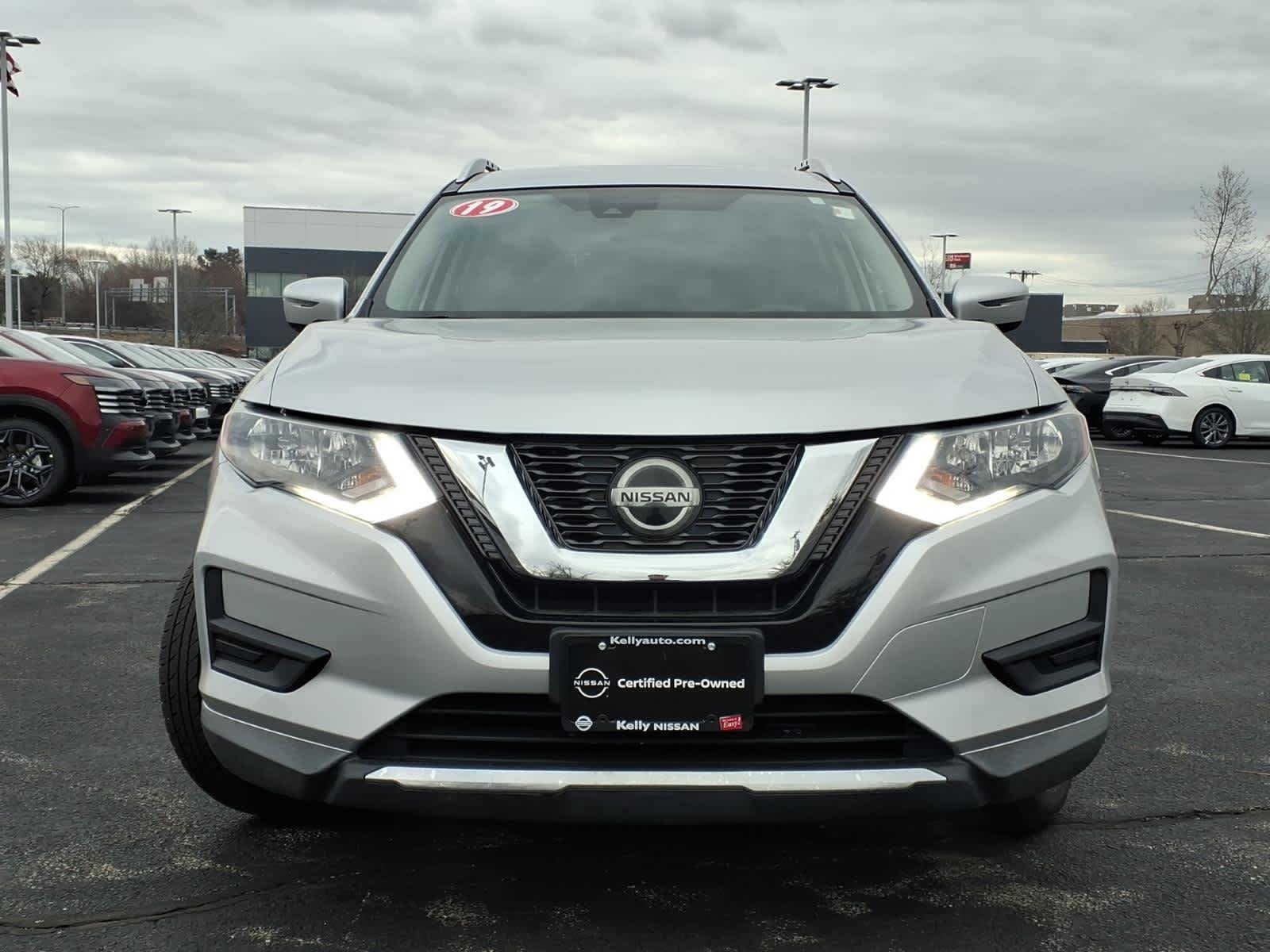 Certified 2019 Nissan Rogue SV with VIN KNMAT2MV9KP523783 for sale in Woburn, MA
