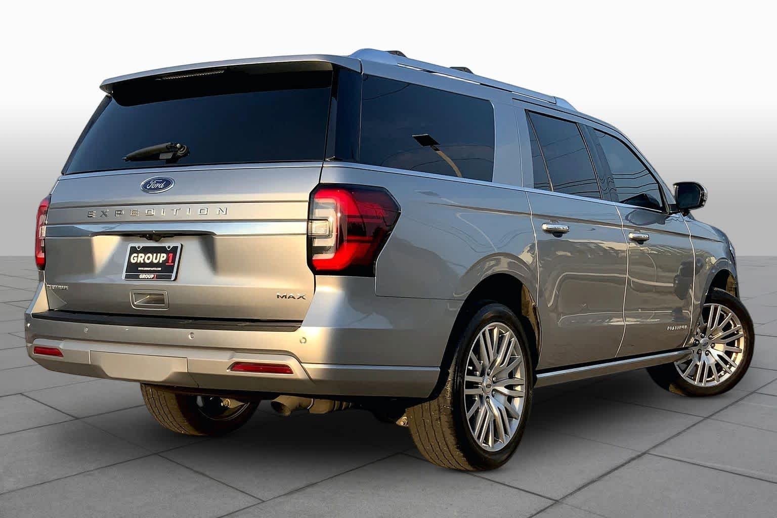Used 2023 Iconic Silver Metallic Ford Platinum image 13