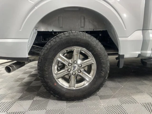 Used 2025 Whi/white Ford XLT image 9