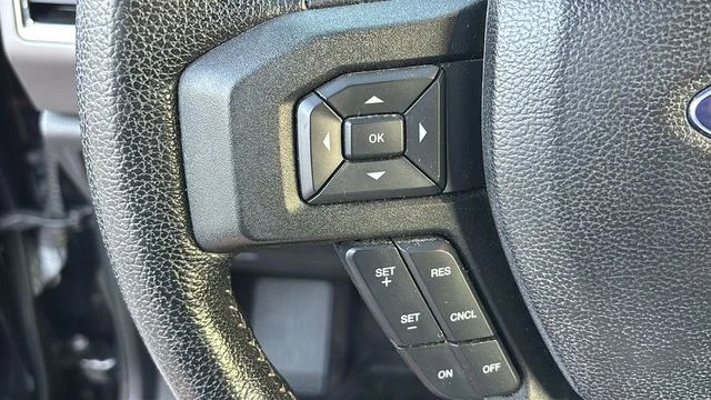 Used 2016 Black Ford XLT image 13