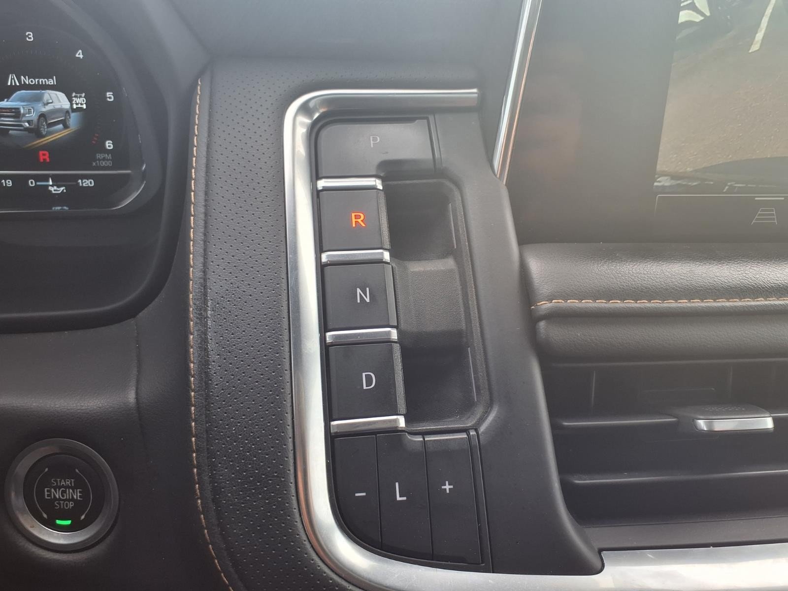 2022 GMC Yukon photo 27 of 28