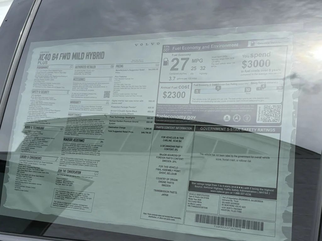 New 2026 Crystal White Volvo Plus image 31