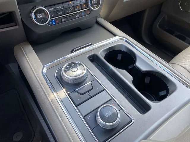 Used 2020 Star White Ford XLT image 26