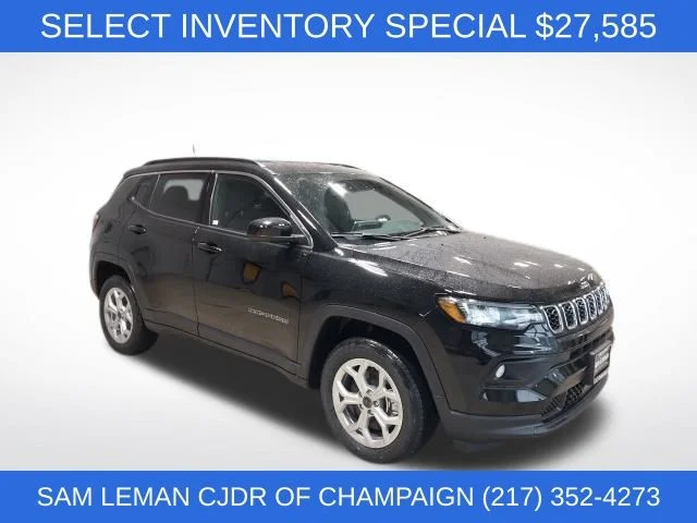 2026 Jeep Compass Latitude 4X4's photo