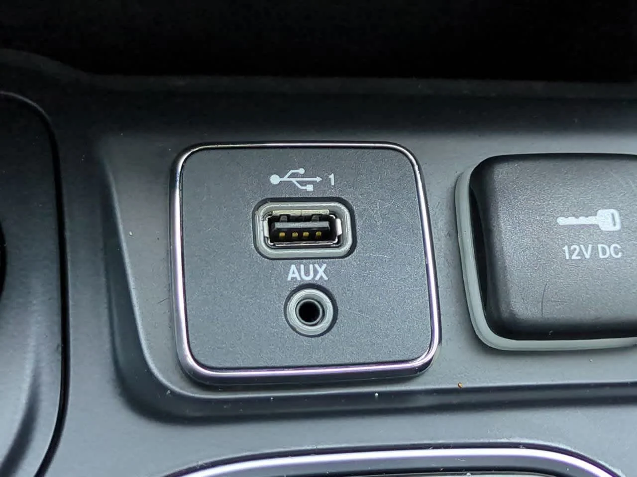 2023 Jeep Cherokee Altitude Lux - Photo 21