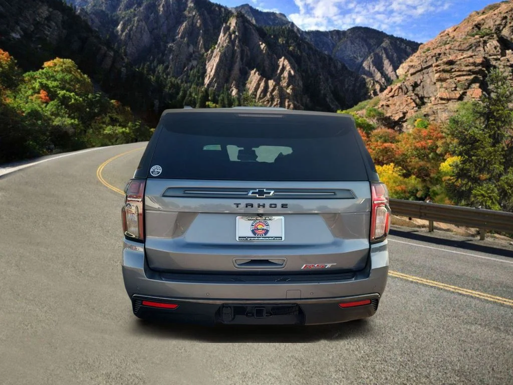 Used 2021 Gray Chevrolet RST image 4