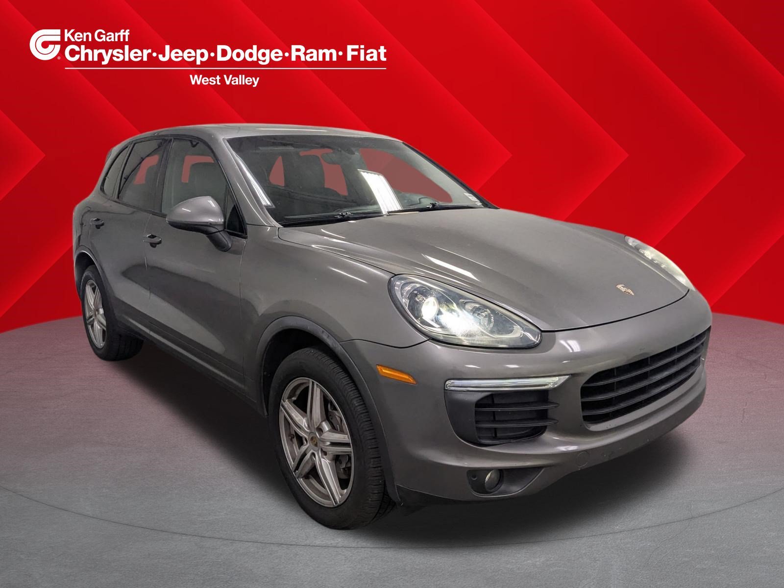 Used 2016 Meteor Gray Metallic Porsche Base image 1
