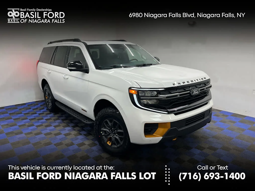 New 2026 Star White Metallic Tri-Coat Ford Tremor image 1