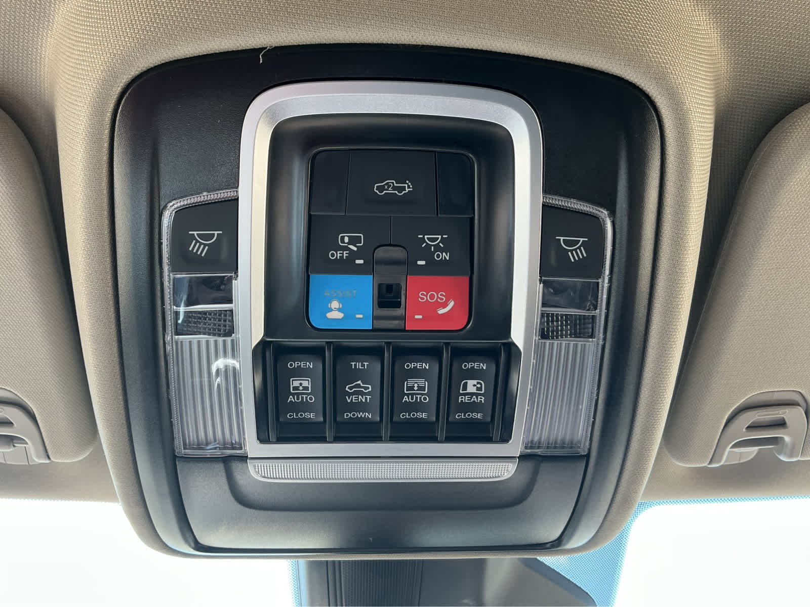 2026 RAM 1500 Limited Longhorn - Photo 33