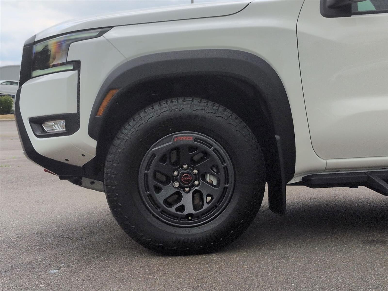 New 2026 Glacier White Nissan PRO-4X image 9