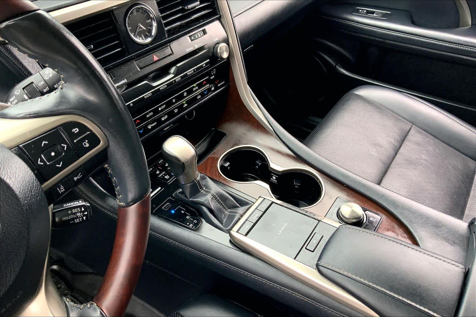 Used 2022 Eminent White Pearl Lexus  image 16