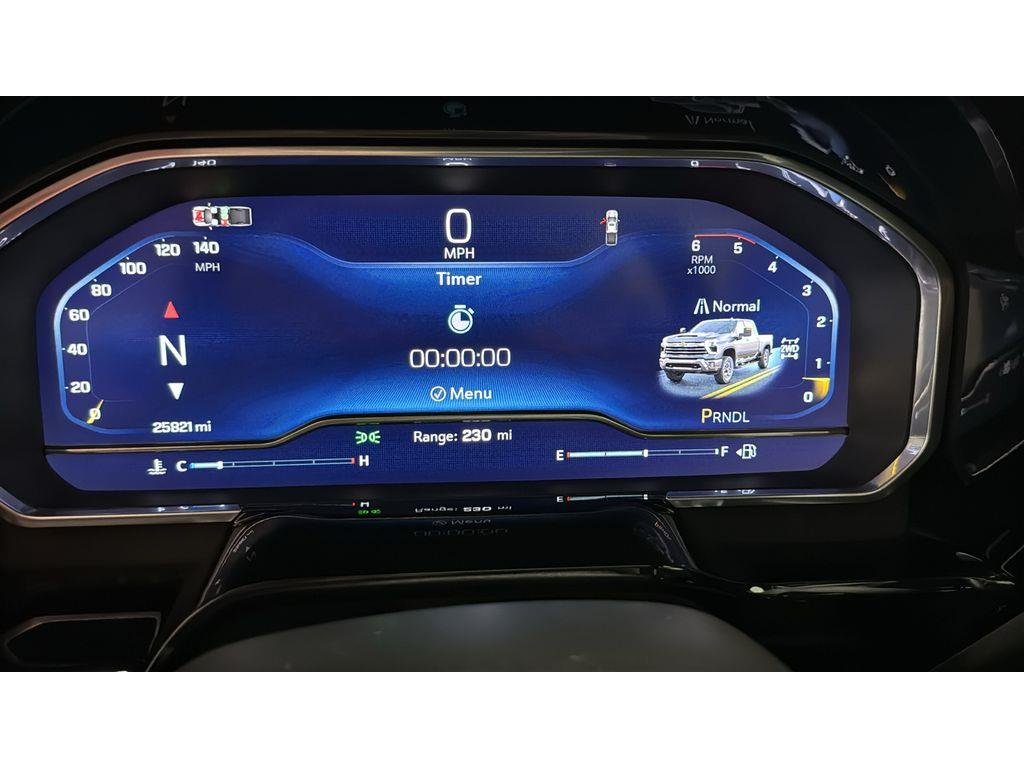 Used 2025 Summit White Chevrolet LT image 18
