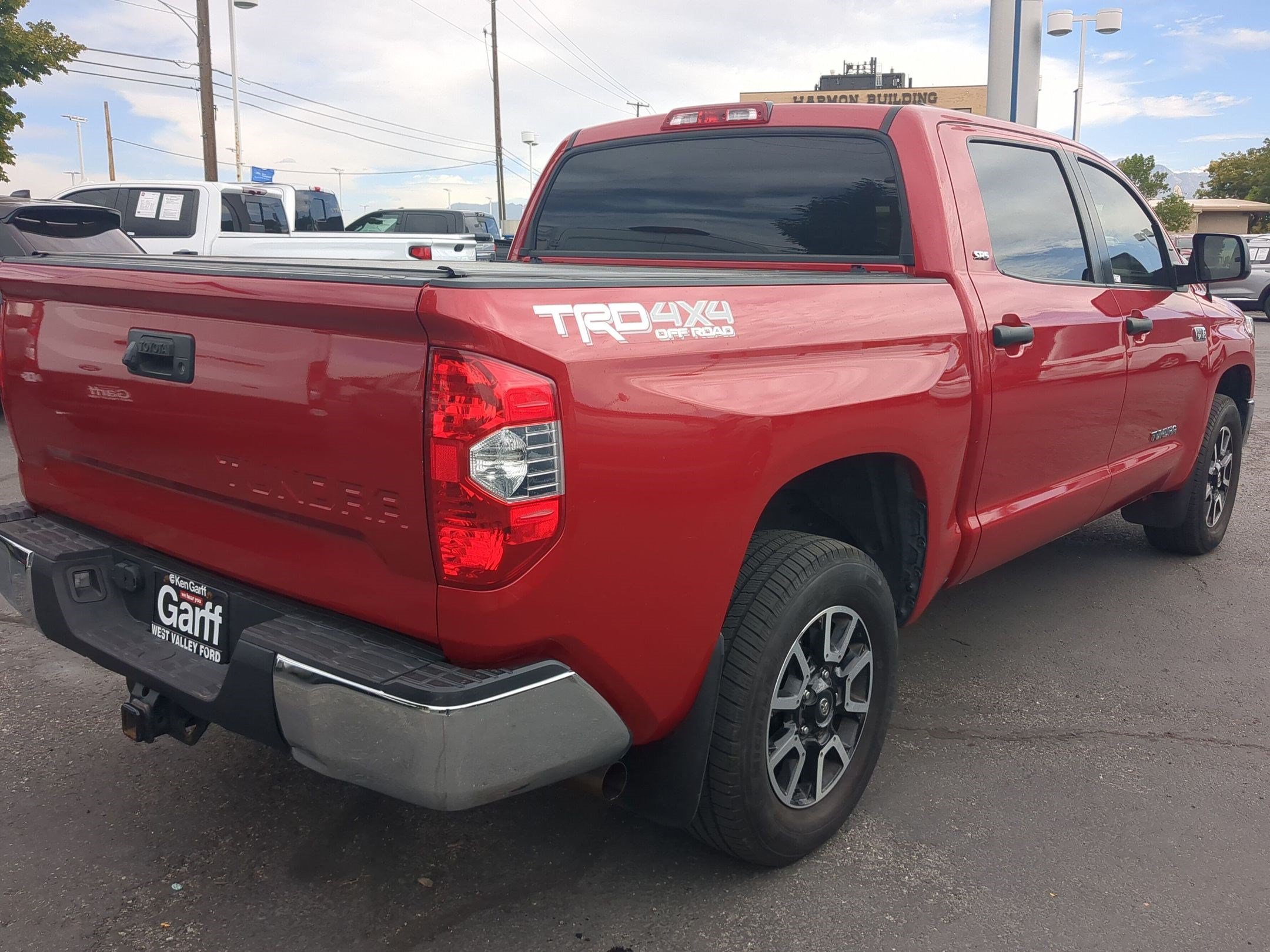 Used 2019 Barcelona Red Metallic Toyota SR5 image 3