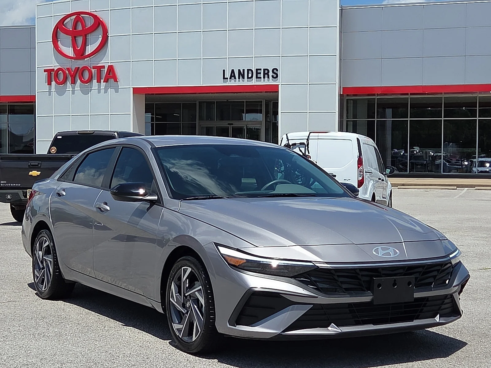 2025 Hyundai Elantra 2.0 SEL Sport IVT's photo