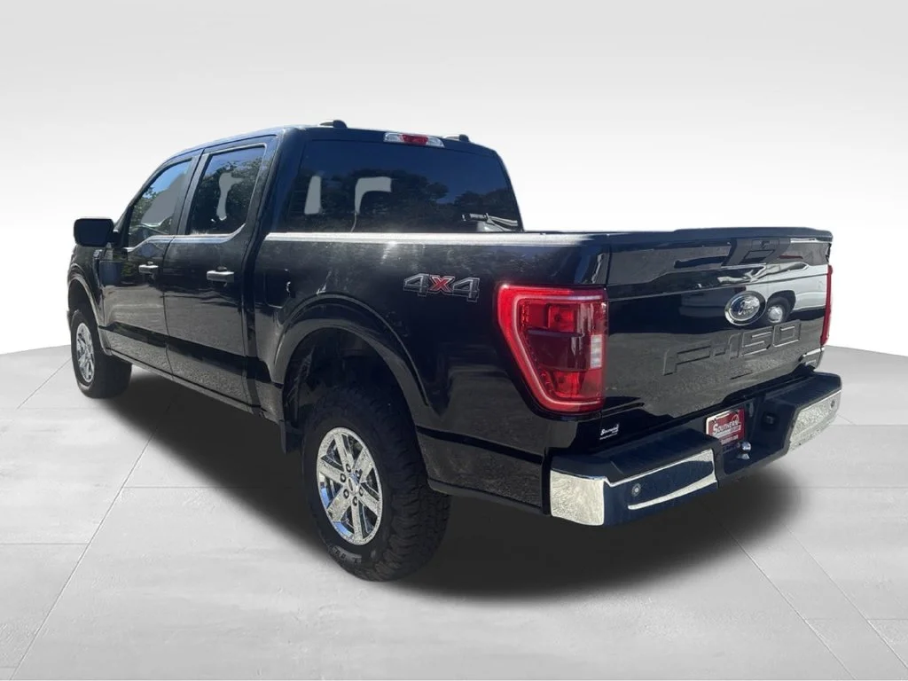 Used 2023 Black Ford XLT image 37