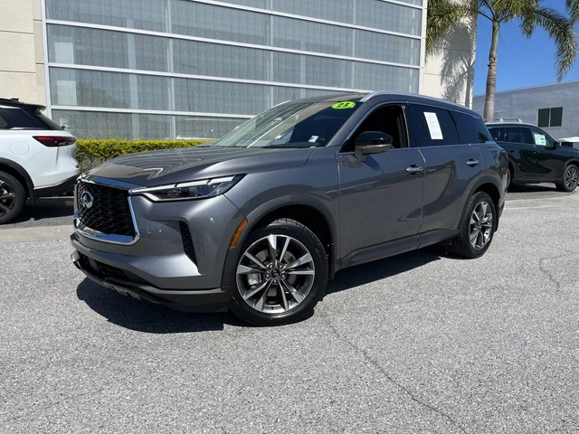 2023 INFINITI QX60 LUXE