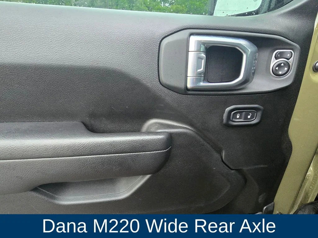 Used 2025  Jeep Willys image 24