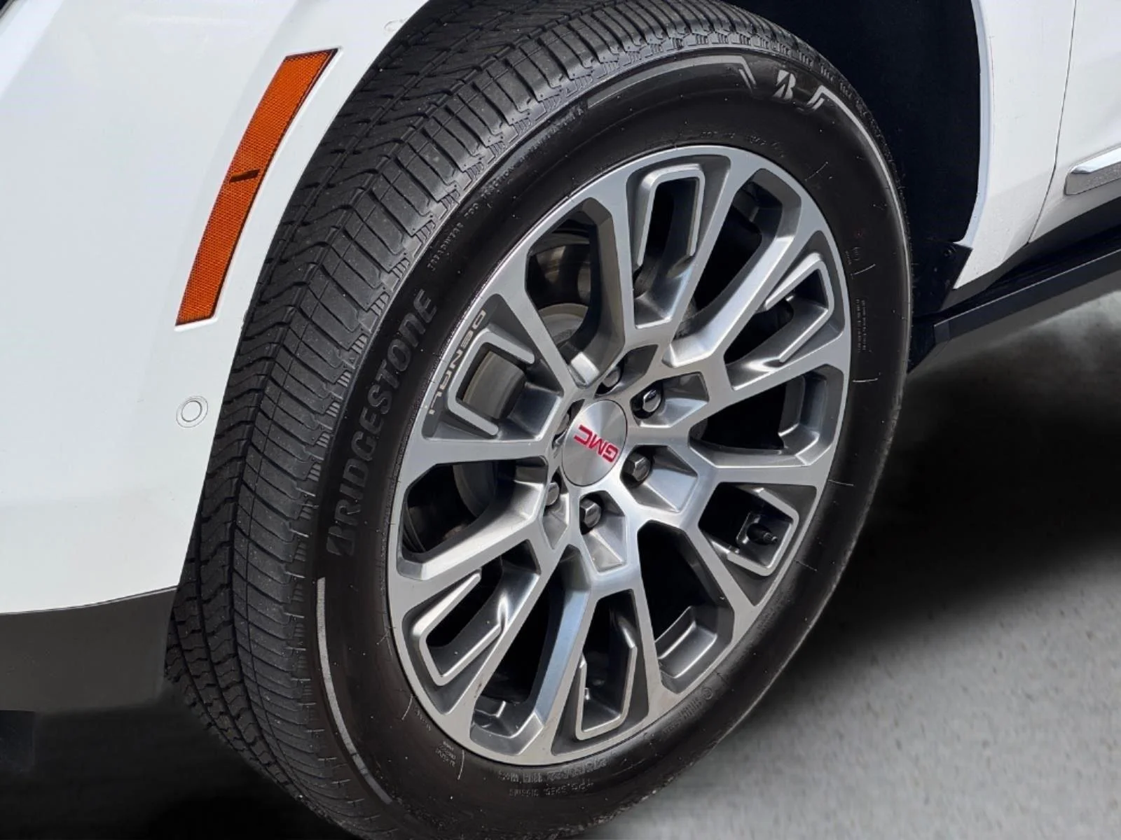 Used 2026 Summit White GMC Denali image 2