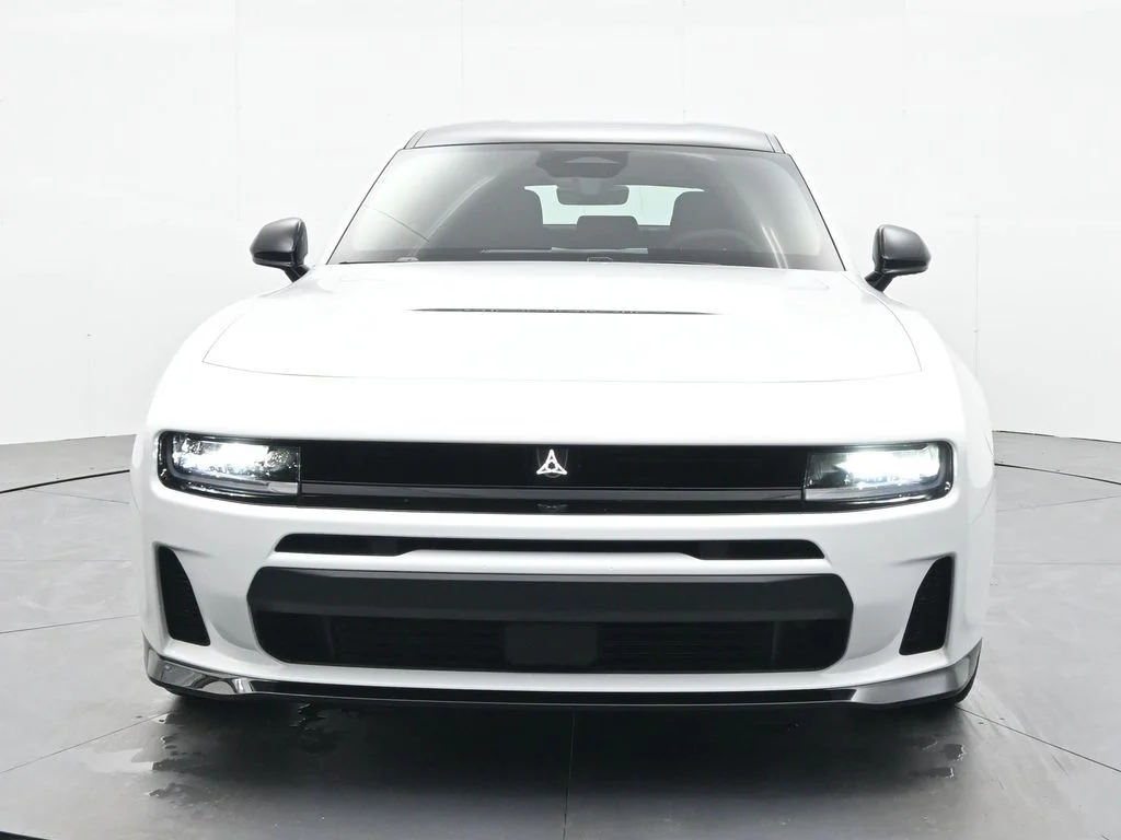 New 2026 White Knuckle Exterior Paint Dodge R/T image 2