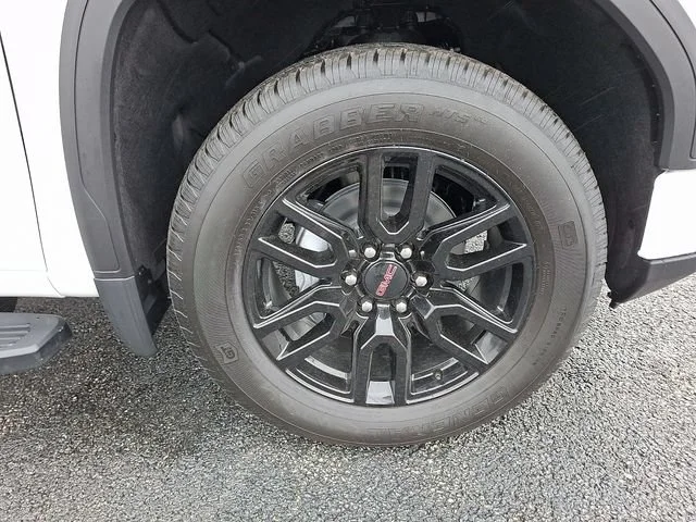 New 2026 Summit White GMC Elevation image 9