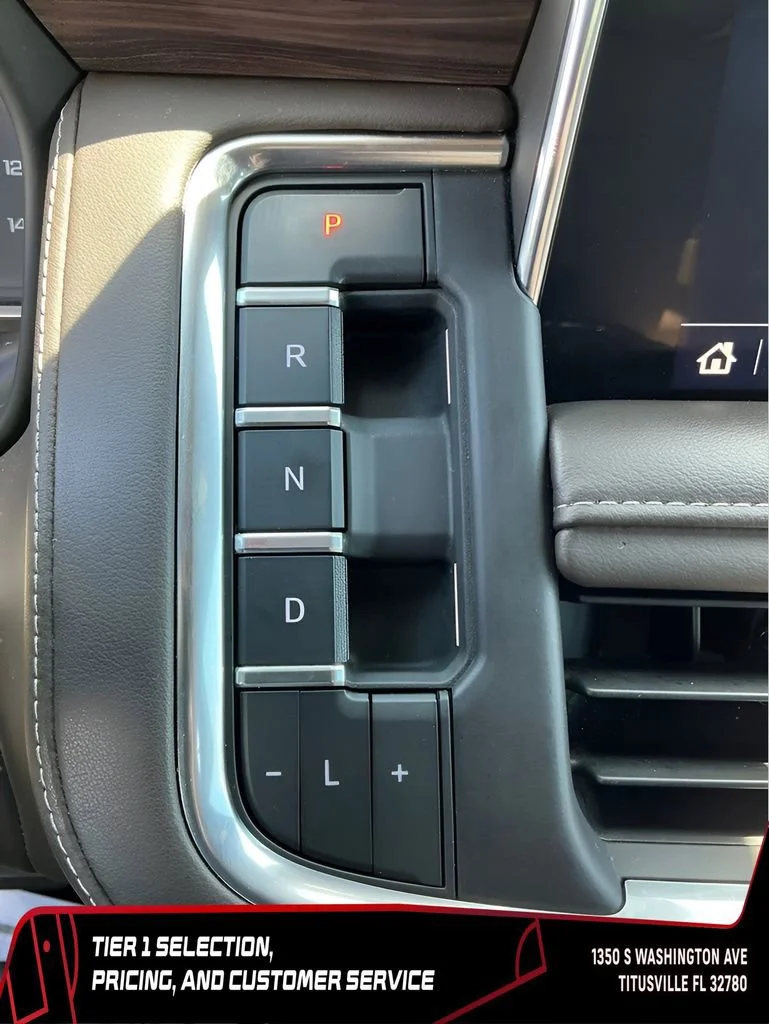 Used 2021 Shadow Gray Metallic Chevrolet LT image 40