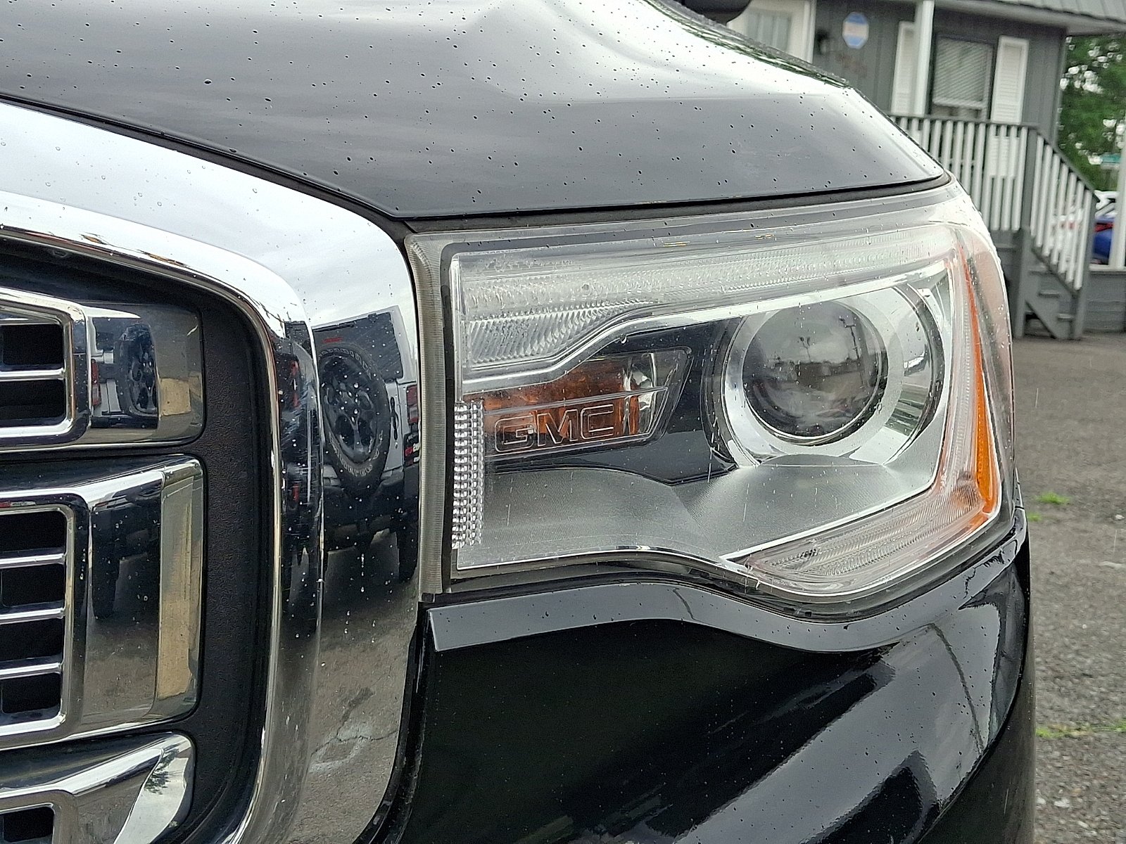 Used 2019 Ebony Twilight Metallic - GB8 GMC Denali image 9
