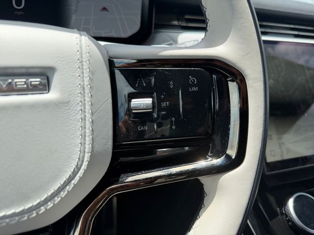 Certified Used 2023 Fuji White Land Rover SE Dynamic image 23