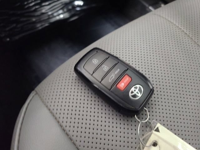 2024 Toyota Highlander Platinum - Photo 34