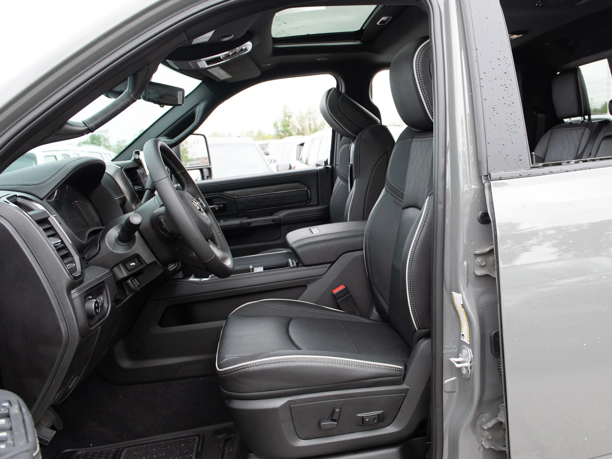 New 2026 Grey RAM Limited* image 21