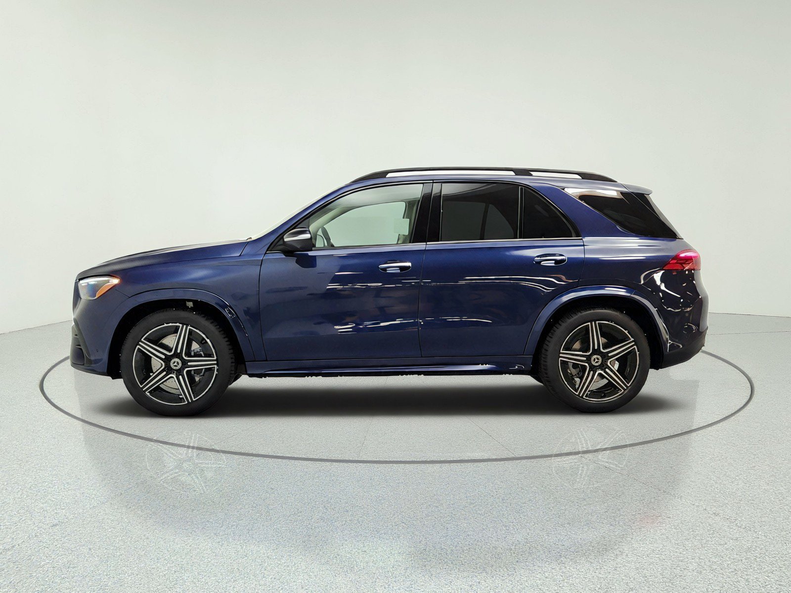 New 2026 Twilight Blue Metallic Mercedes-Benz GLE 350 4MATIC® SUV image 29