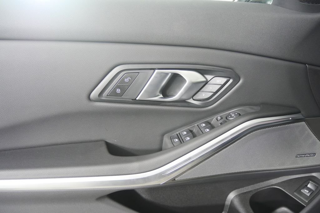 New 2026 Black Sapphire Metallic BMW 330i image 8