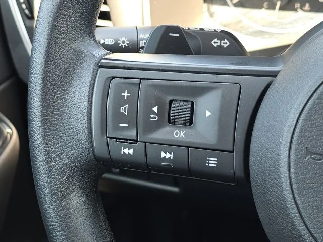 Used 2024 Gray Nissan S image 34