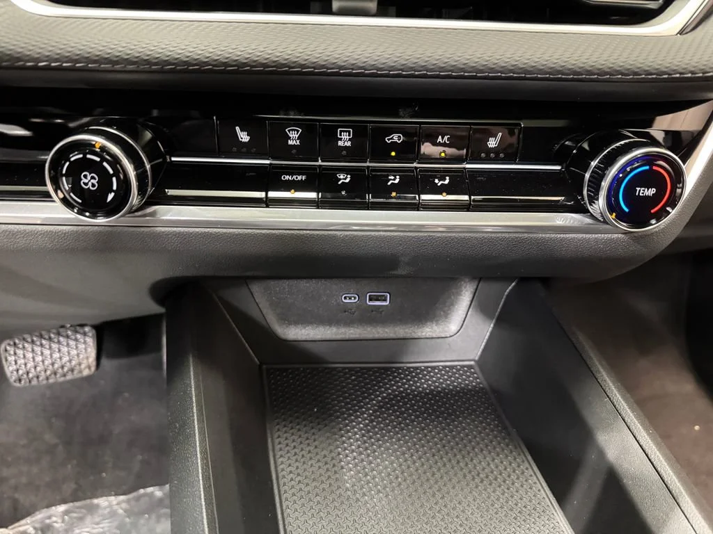 2026 Chevrolet Equinox LT - Photo 14