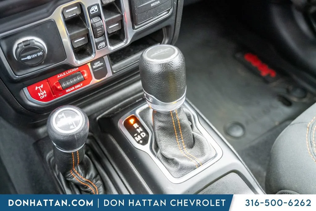 2021 Jeep Gladiator Mojave - Photo 17